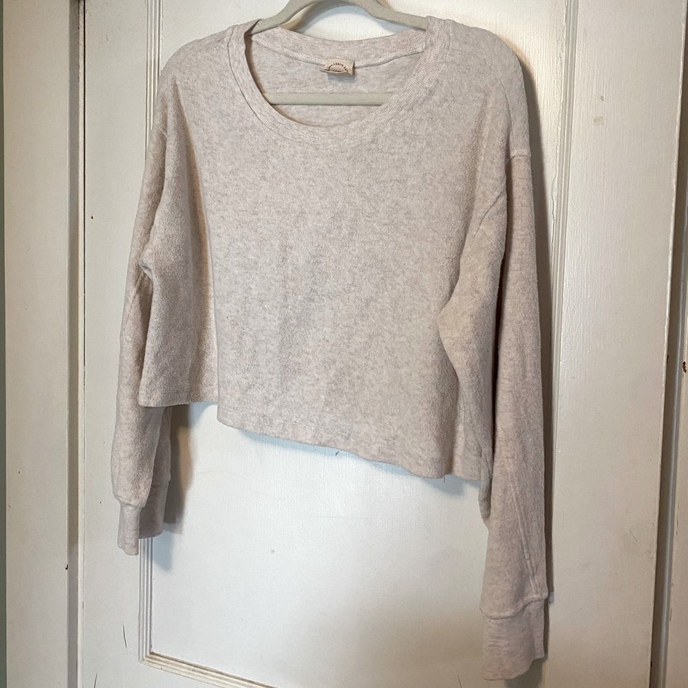 Urban Rebel Long-Sleeved Crop Top